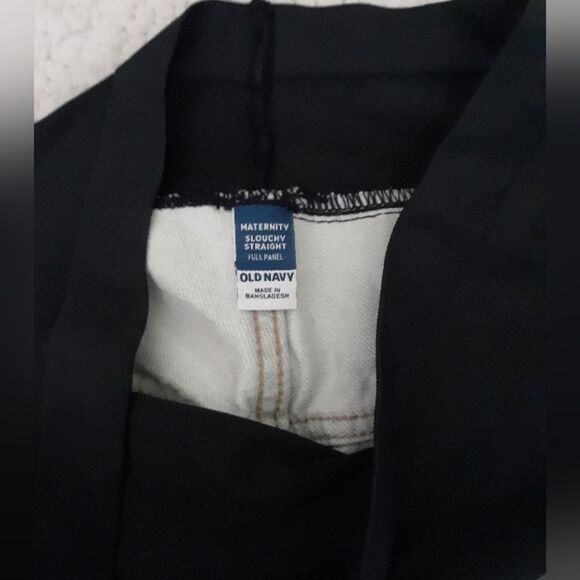 Old Navy light blue maternity jean shorts - Picture 2 of 5